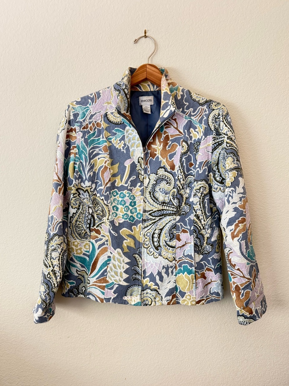 Chico's Quilted Paisley Zip-Front Jacquard Jacket in Blue, Tan, Teal & Lavender